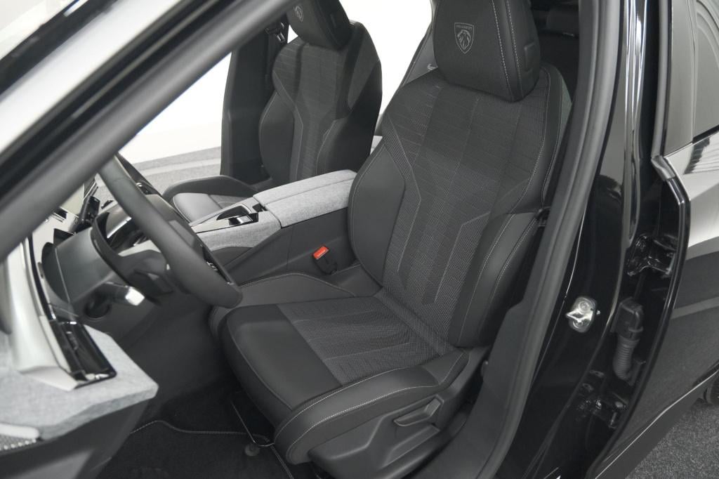 Peugeot 3008 hybrid 145 e-dcs6 gt | elektrische kofferklep | camera | adapt