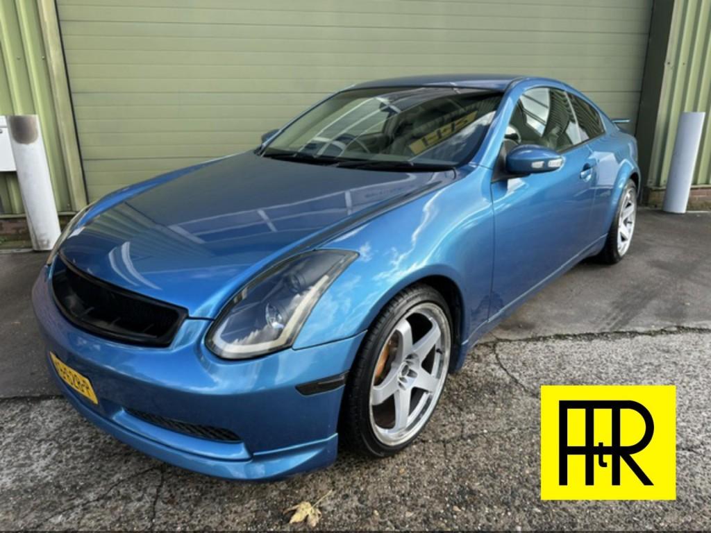 Nissan Skyline 350 gt coupe