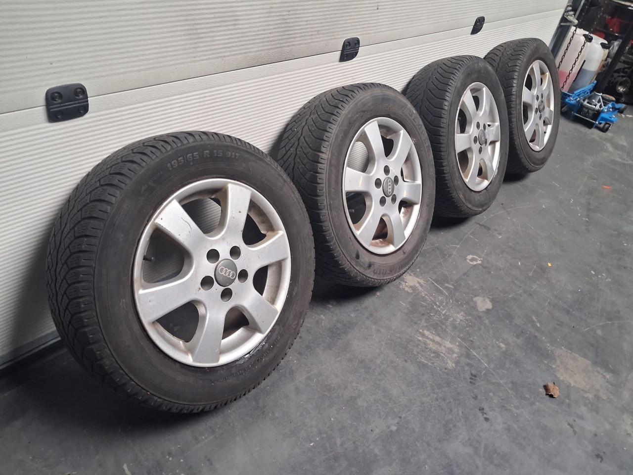 Velgen set 5x100 15 inch