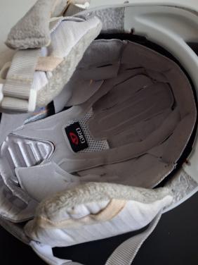 Dames Skihelm 2x gebruikt