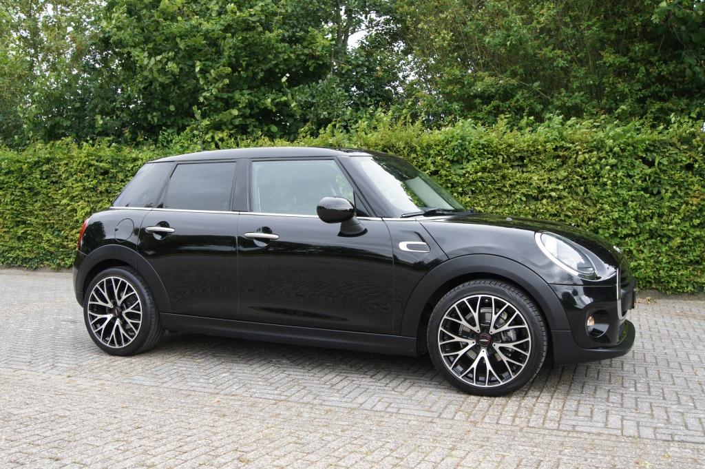 Mini 5-deurs 1.5 one bns ed.