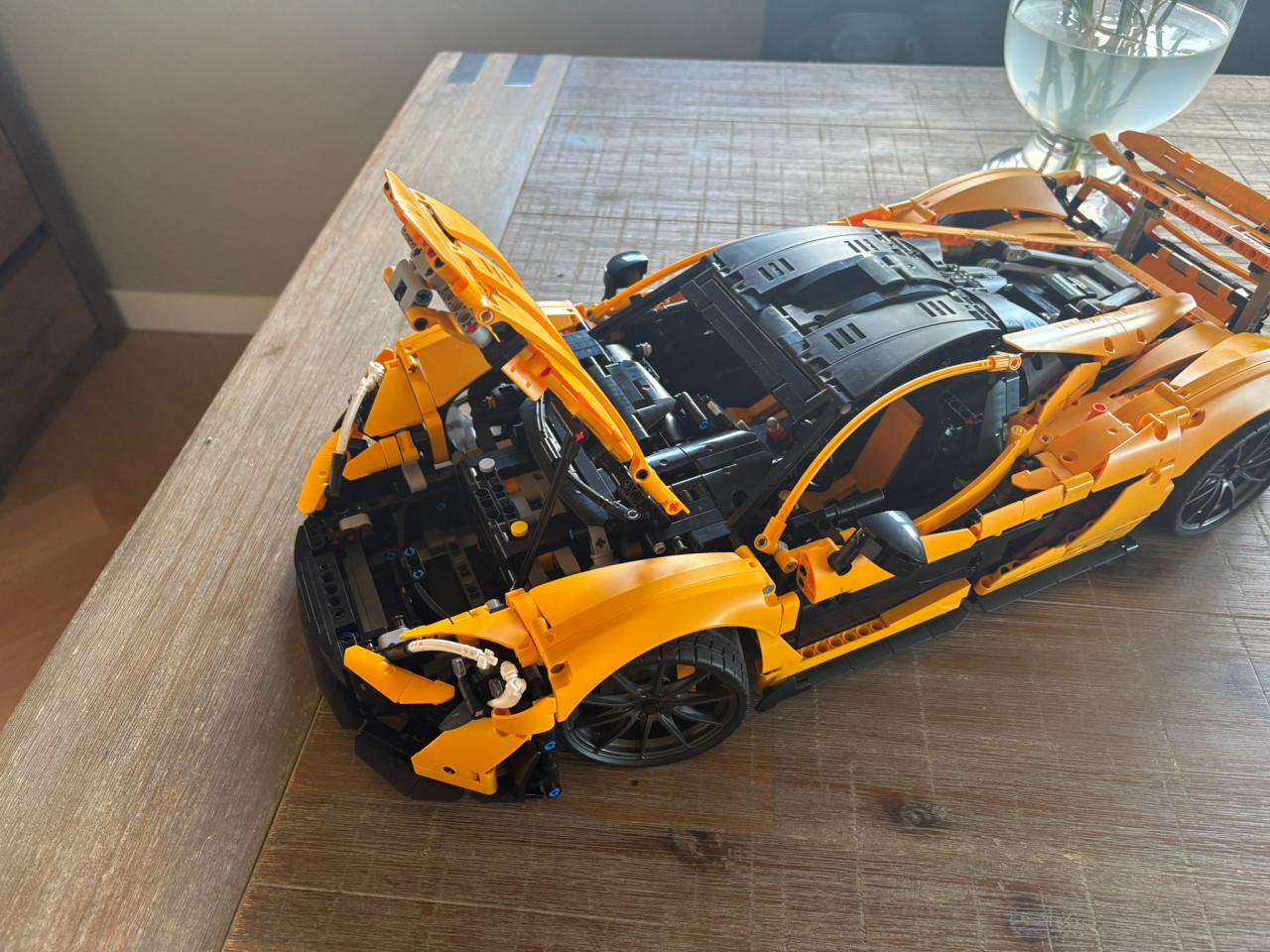 LEGO Technic - McLaren P1™ hypercar - 42172