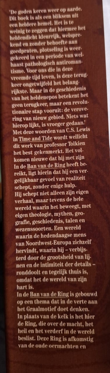 In de Ban van de Ring, door J.R.R Tolkien. Uitg. Het Spectrum, 1992