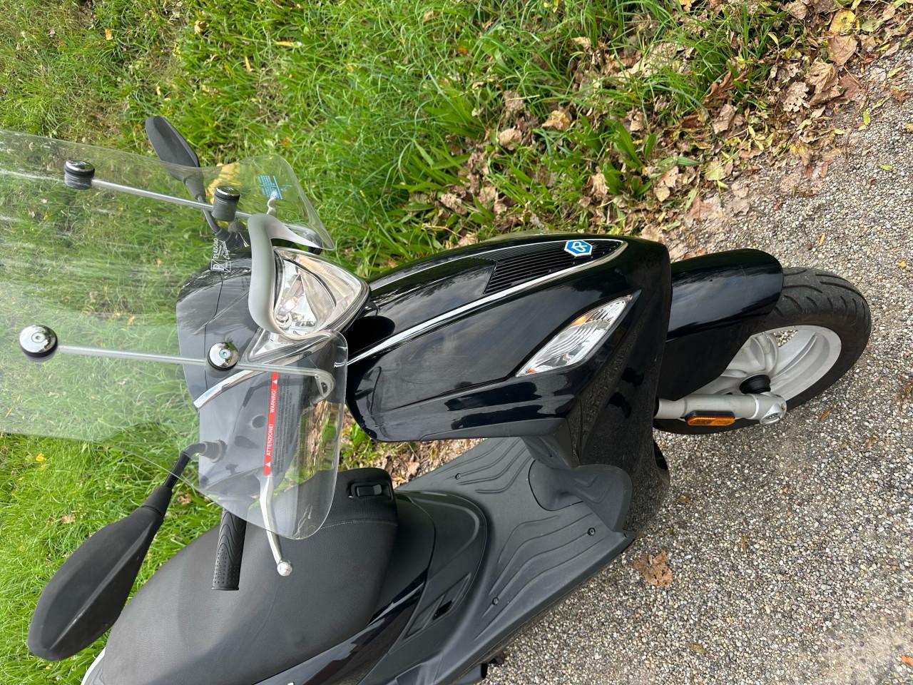 Piaggio new Fly. 4 takt