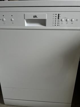 A++ klasse vrijstaand Vaatwasser als nieuw nauwelijks gebruikt 85x60 cm.
