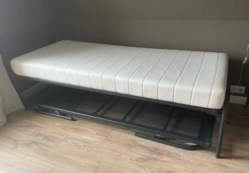 Onderschuifbed nieuw 🤩(merk : Avek twin) met nieuw Auping matras