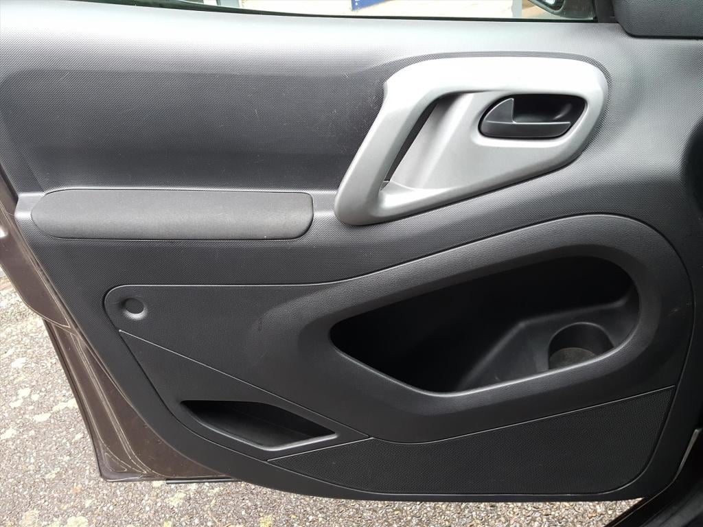 Citroen Berlingo live 1.2 puretech 110pk s&s airco | cruise control | bluet