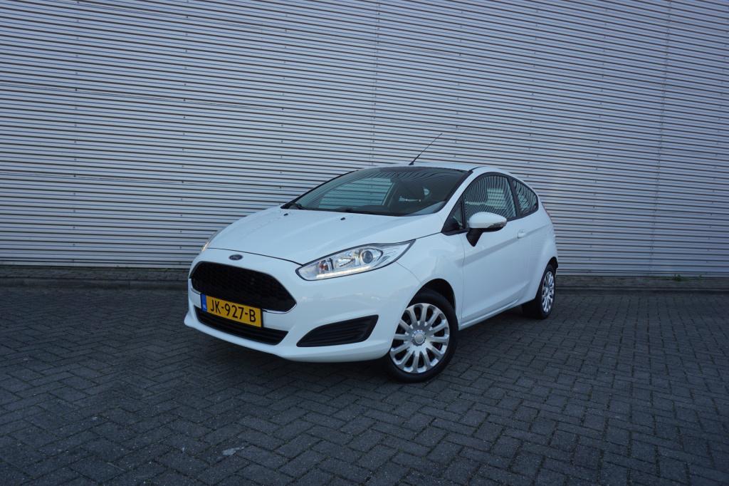 Ford Fiesta 1.0 style 1e eigenaar - airco / navi / cruise / elektr. ramen /