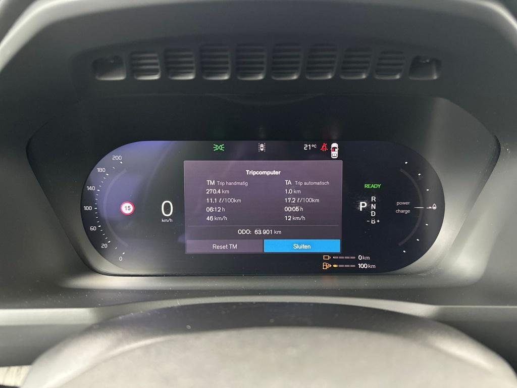 Volvo XC90 t8 455pk recharge ultra dark| full options!! b&w | luchtvering