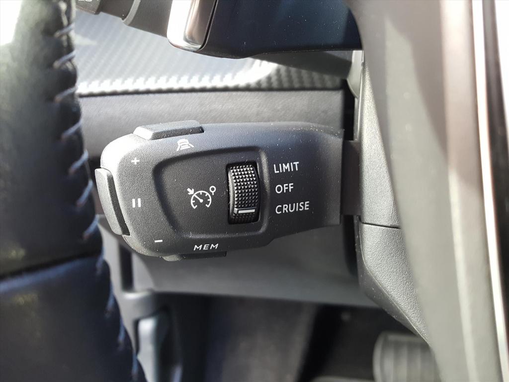 Peugeot 2008 allure 1.5 bluehdi 130pk automaat (eat8) apple carplay & andro