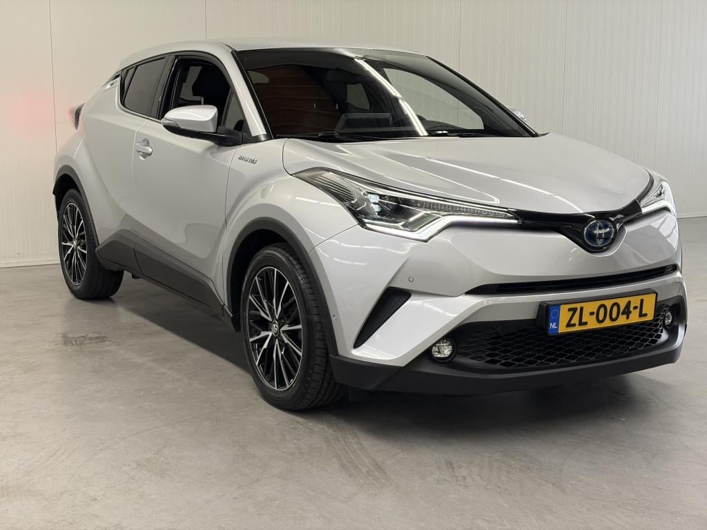 Toyota C-hr 1.8 hybrid executive| camera| jbl| adap.cruise| stoel+ stuur.ve