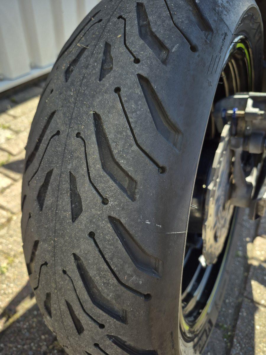 Kawasaki Z900 uit 2019, mooie naked bike