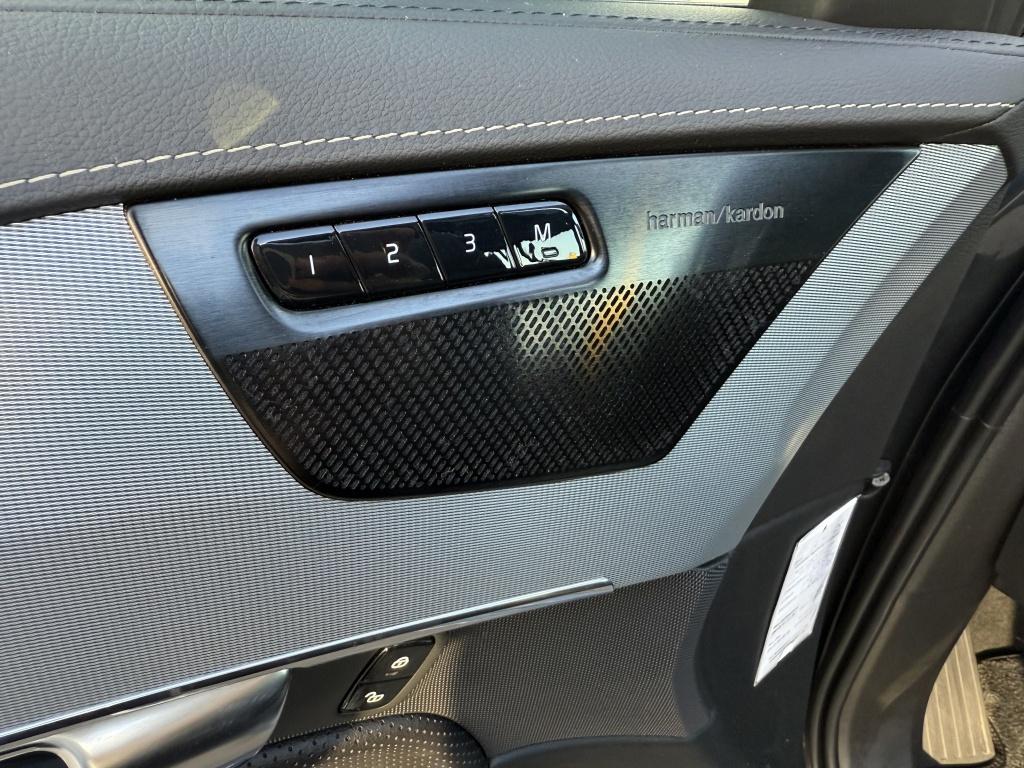 Volvo XC90 t8 390pk recharge r-design | panodak| adap.cruise| luchtvering|