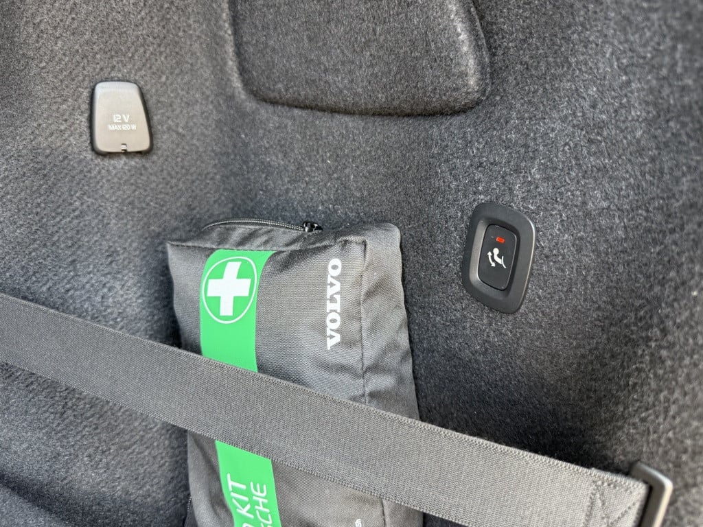 Volvo XC40 1.5 t5 te moment pro