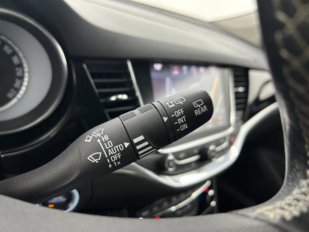 Opel Astra sports tourer occasion 1.4 innovation | grijs | tweedehands opel