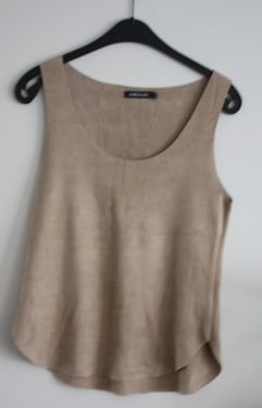 Top  beige suedelook maat s-m