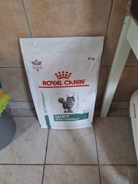 Royal canin Veterinary satiety Weight management 6 kilo nieuw