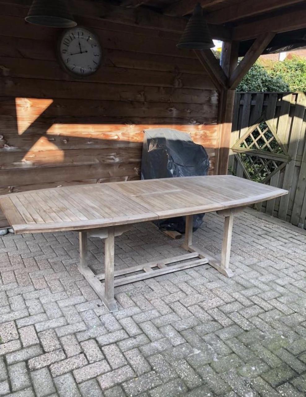 Tuintafel 6-8 persoons