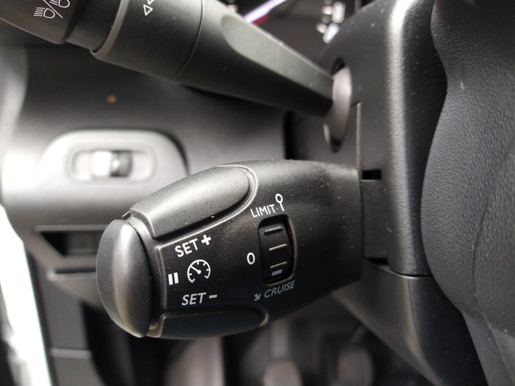 Citroen Berlingo 1.5 bluehdi 100 club 3-pers airco/park