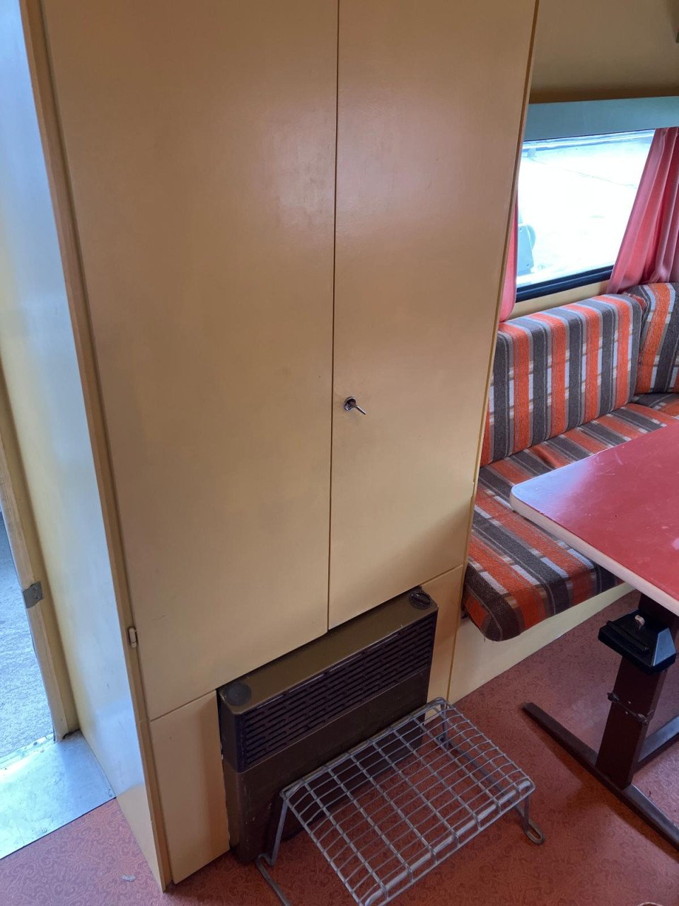 Retro caravan incl stalling