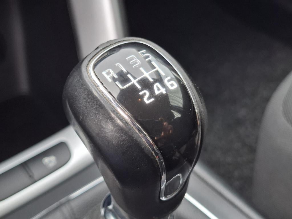 Kia Cee'd sportswagon 1.4 gdi navigator airco/nav/cam