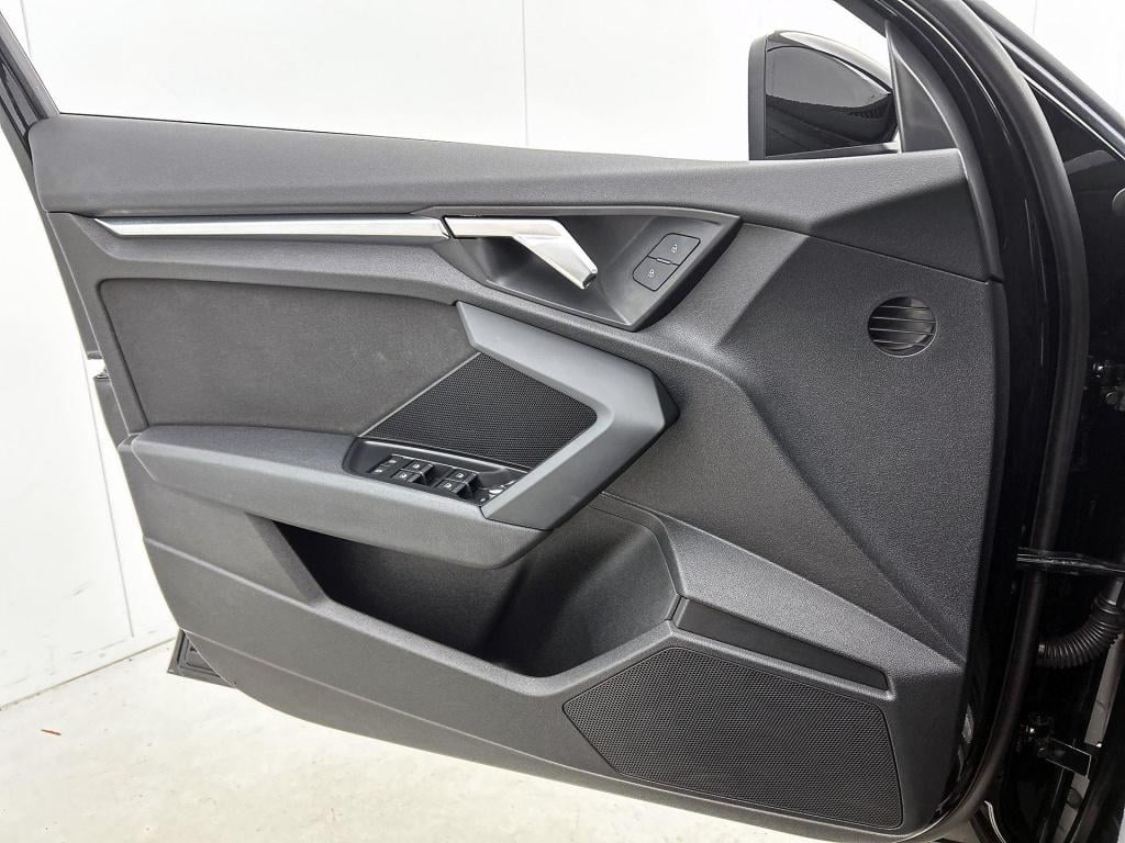 Audi A3 sportback 30 tfsi s edition | automaat | panoramadak | apple carpla