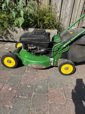 John Deere Gras Maaier