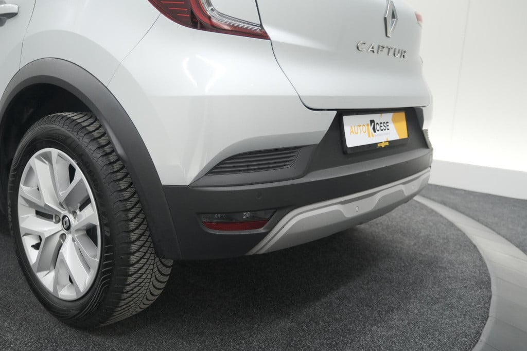Renault Captur tce 90 evolution | parkeersensoren | navigatie | allseason b