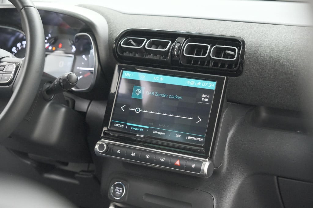 Citroen C3 Aircross puretech 130 eat6 shine | camera | navigatie | parkeers