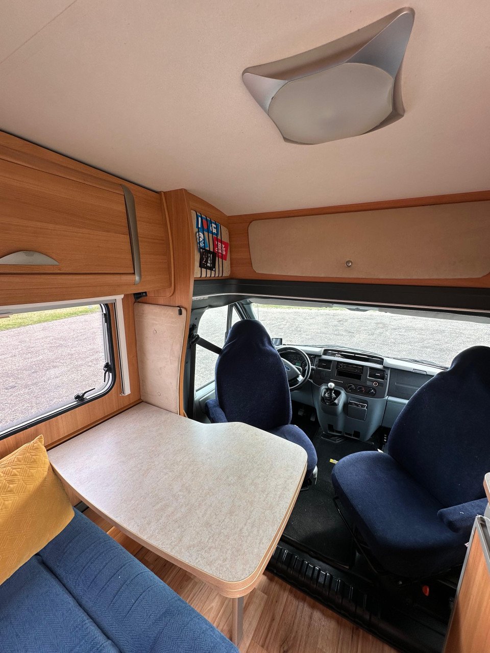 Camper