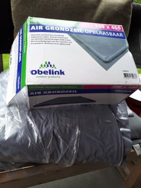 Grondzeil met opblaasbare randen maat 300 x 450 cm