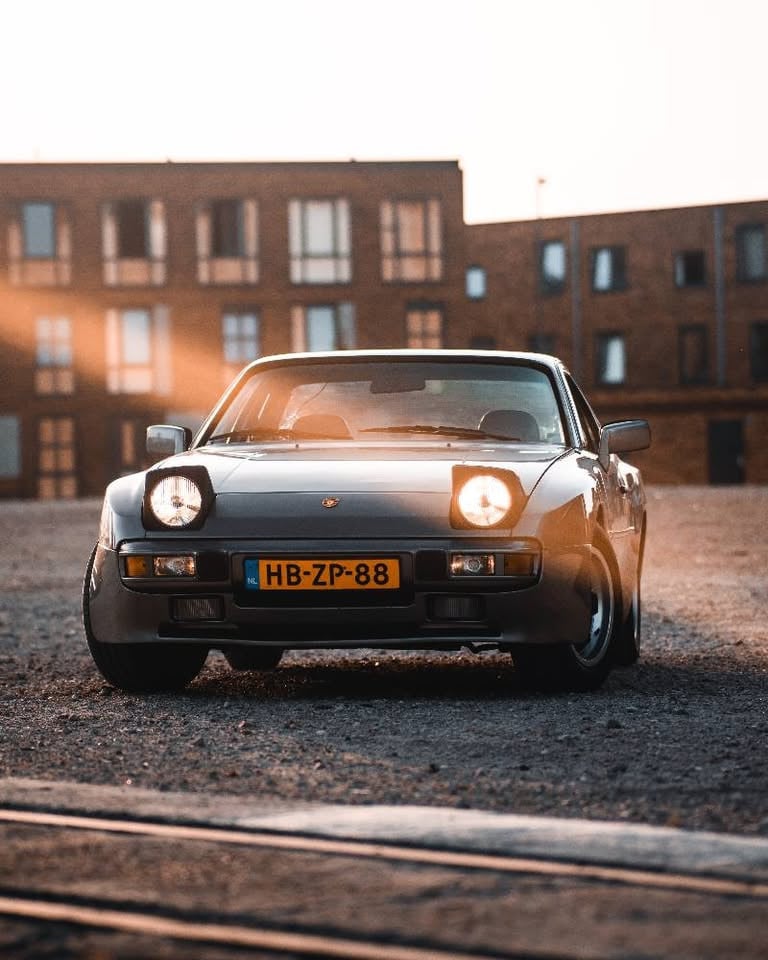 Porsche 944 1982