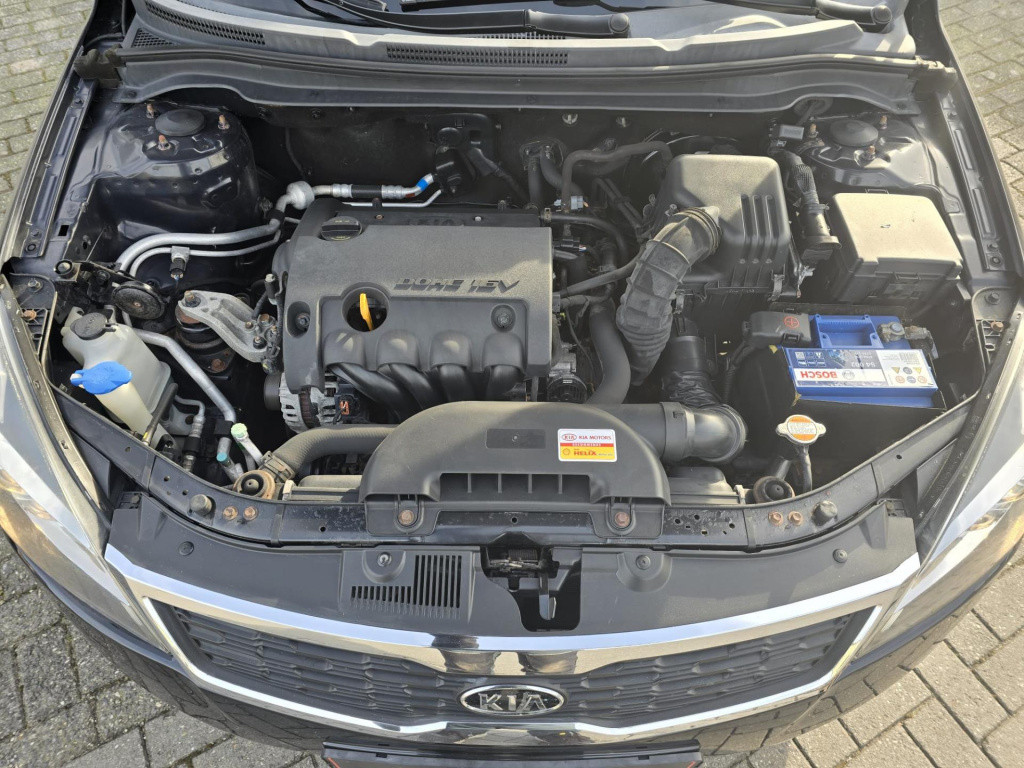 Kia Cee'd sporty wagon 1.6 cvvt x-tra
