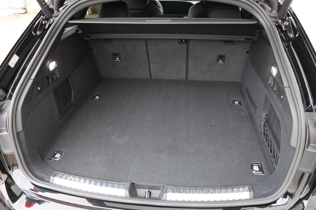 Audi A5 avant 2.0 e-hybrid quattro s edition competition black style 367pk 