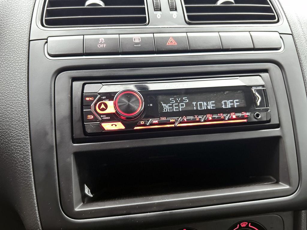 Volkswagen Polo 1.2 easyline lage kilometerstand | airco