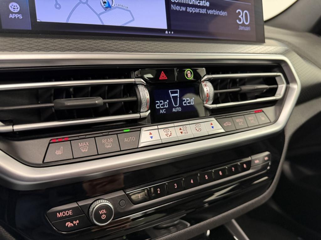 BMW X3 xdrive30e high executive | panoramadak | memory | tansanitblau |