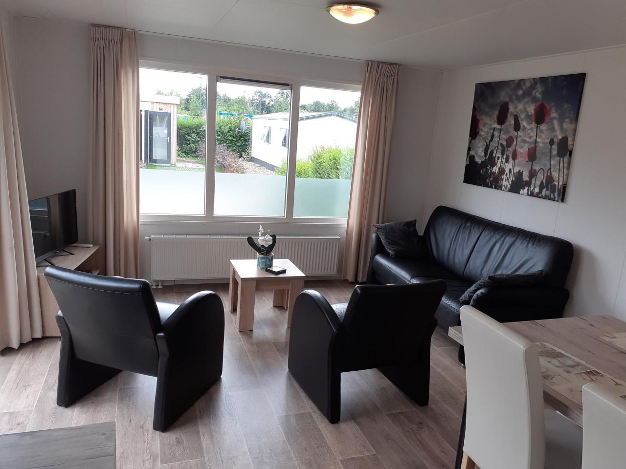 TIJDELIJKE woonruimte nodig? Th. chalets op Stelleplas