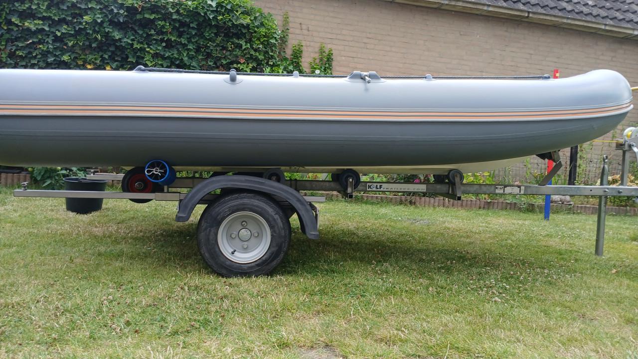Rib rubberboot Frib360 met kalftrailer en elektromotor