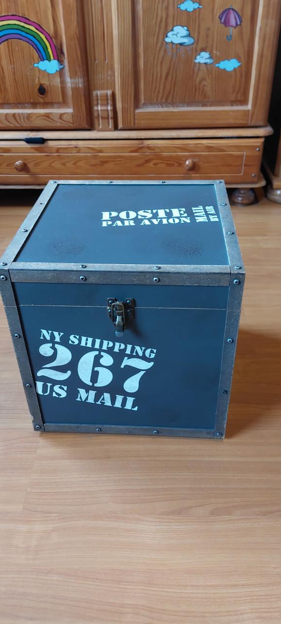 Eiken TV meubel, wit tafeltje, leuke opbergbox