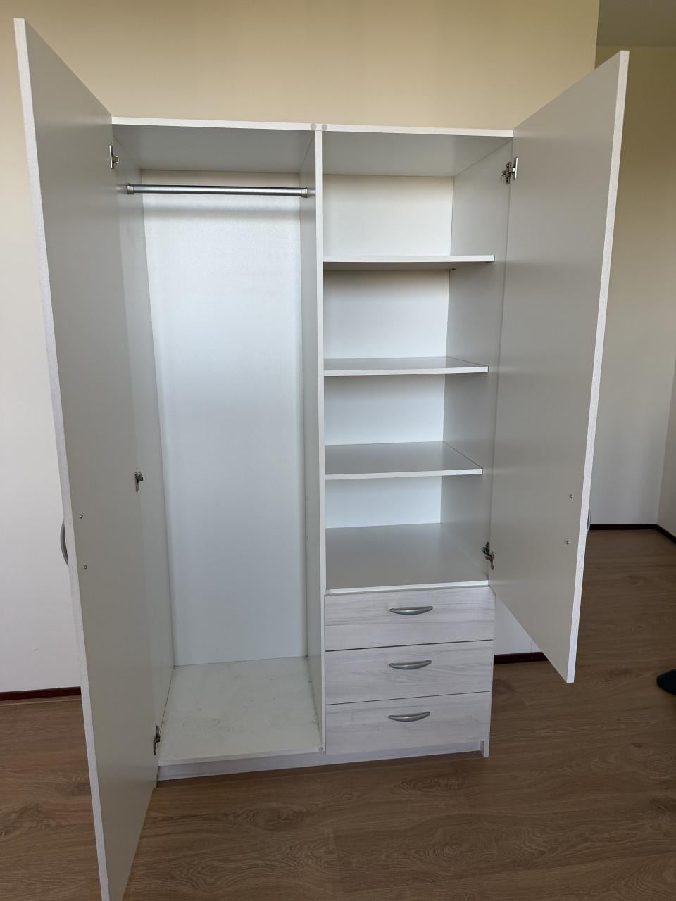 Kleding kast