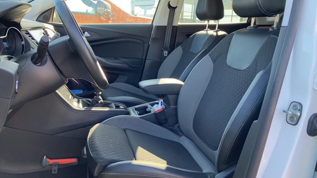 Opel Grandland X 1.2 turbo innovation | navi | climate | lmv | pdc | cruise