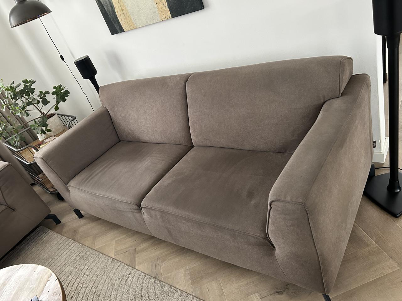 Henders & Hazel Novara 2 zits + 2,5 zits bank los of als set te koop