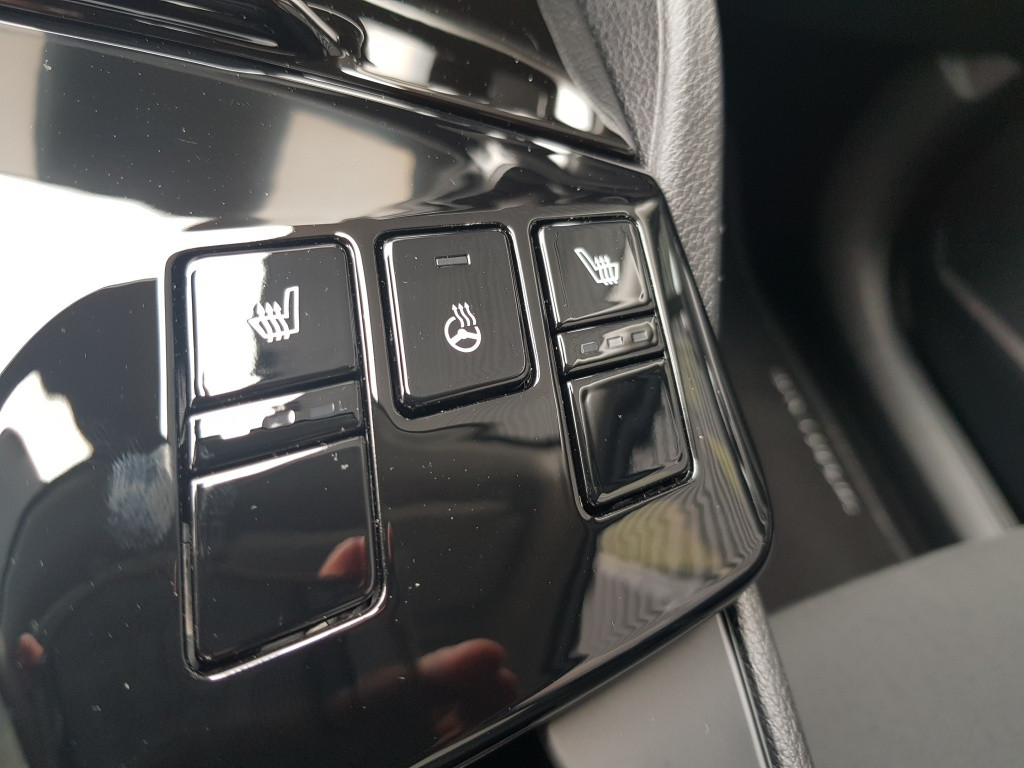 Kia Sportage phev (plug-in) dynamicline 4wd