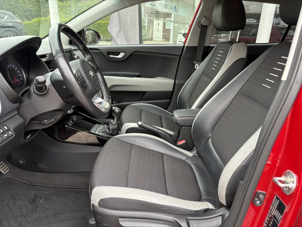 Kia Stonic 1.0 t-gdi exec.line