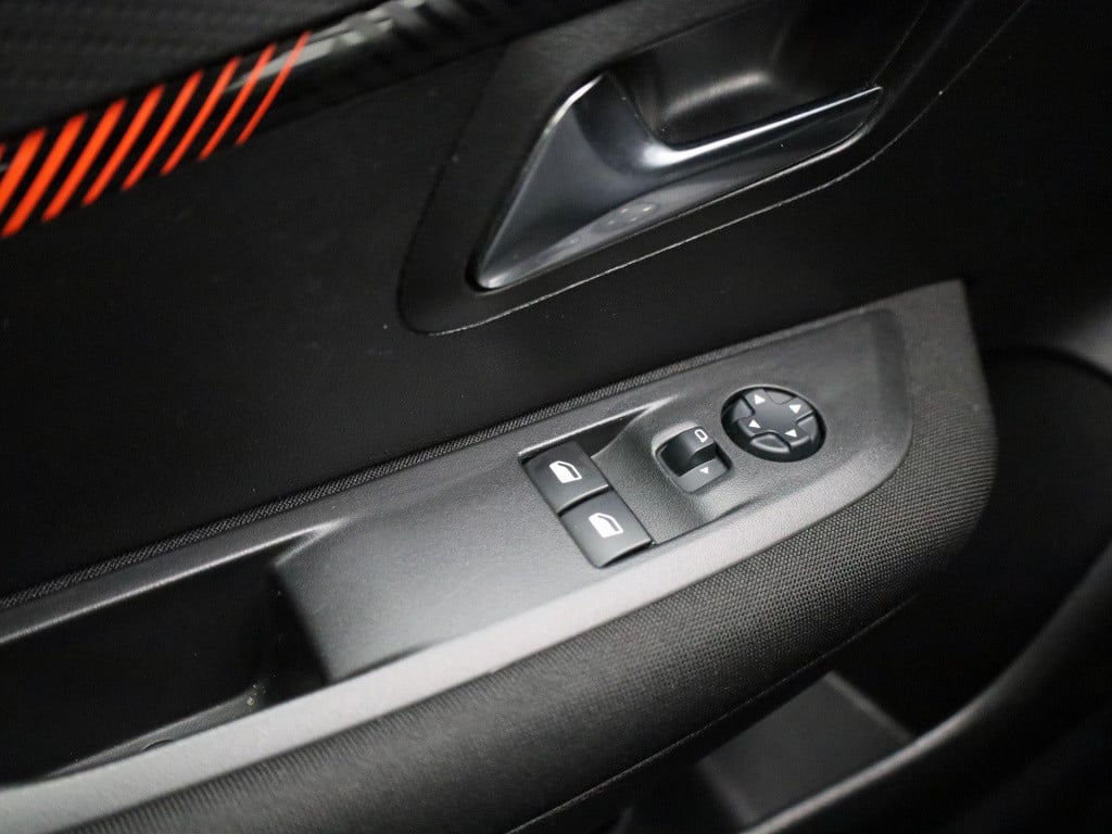 Peugeot 208 1.2 puretech active | apple carplay/android auto | airco | navi