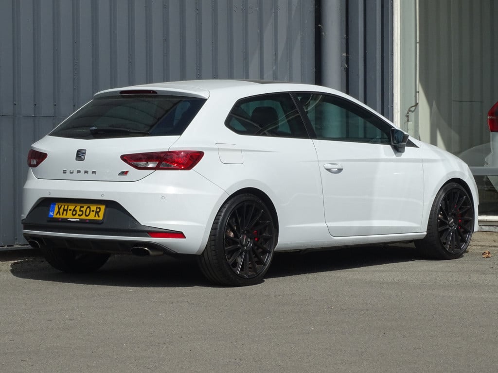 Seat Leon sc 2.0 tsi cupra 280 | pano | stoelverwarming | navi