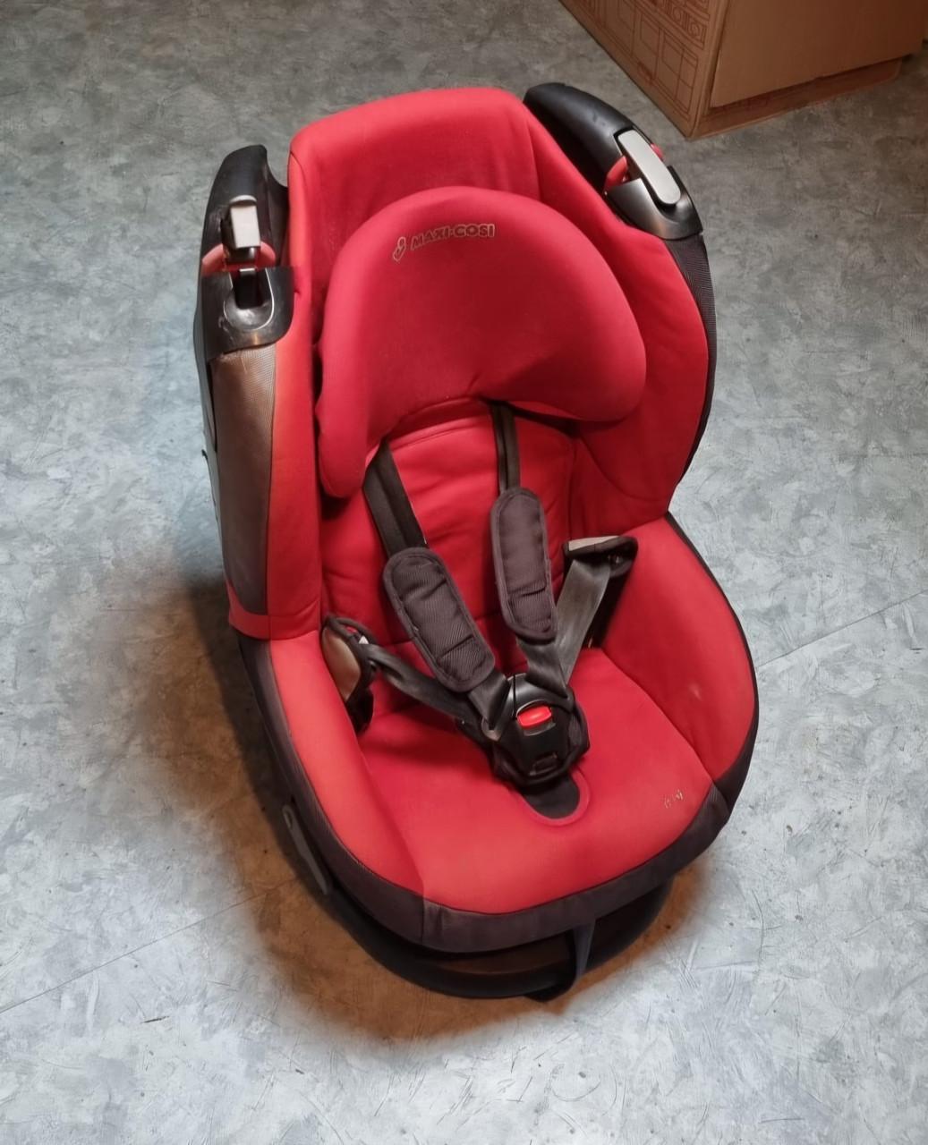 Maxi-Cosi Auto Kinderstoel - Rood/Zwart