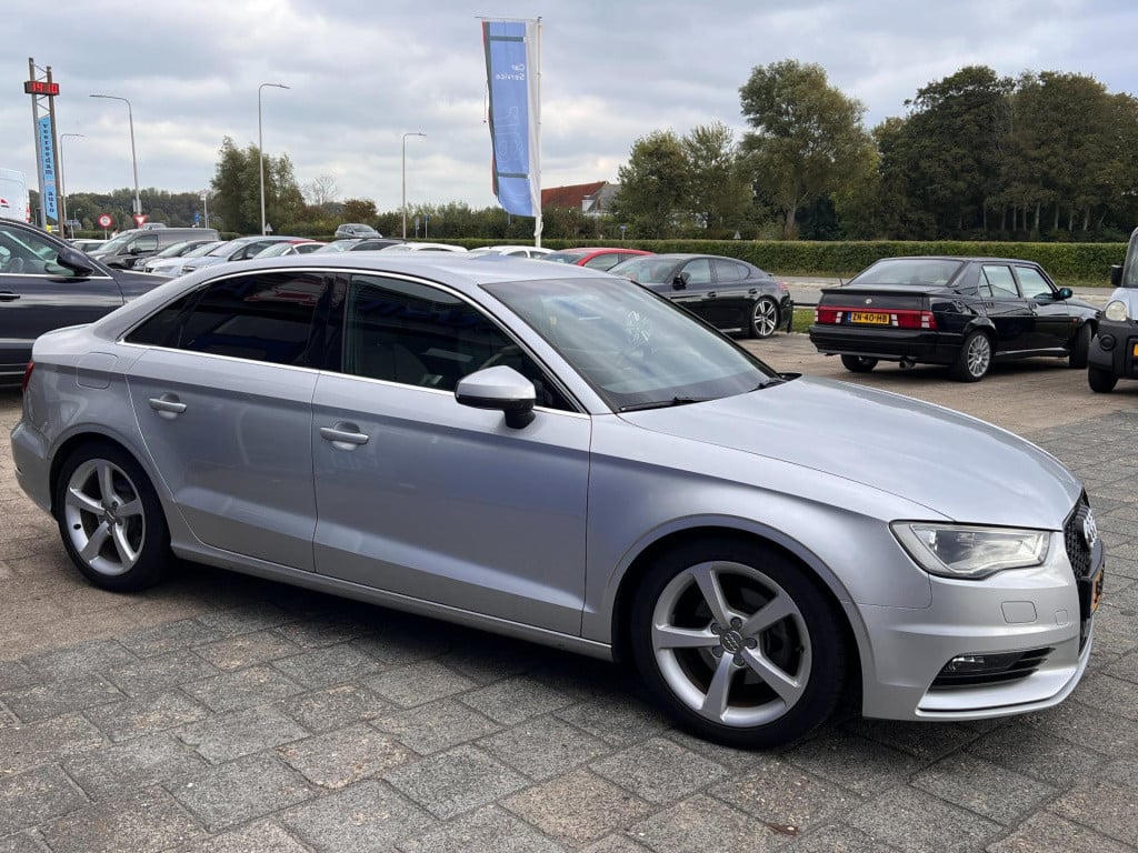 Audi A3 limousine 1.4 tfsi cod ambition pro line plus automaat, navi enz...