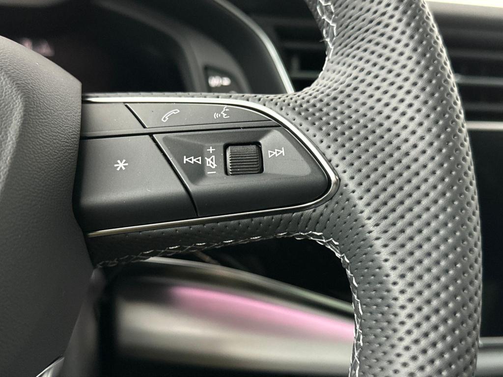 Audi Q8 pro line s (c2 pi) 55 tfsi e 290 kw / 394 pk suv