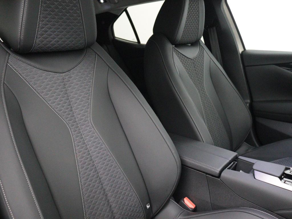 Ds Ds 4 130pk automaat trocadero | navigatie + head-up display | proximity 